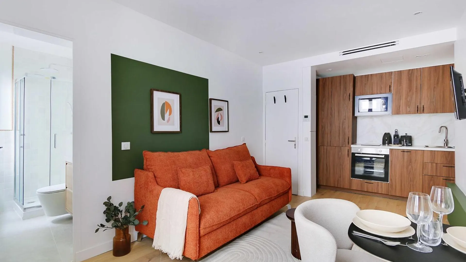 Modern Studio With Ac - 2p - Sacre Coeur شقة
