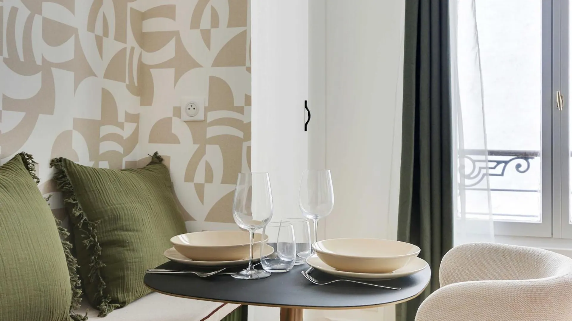 Apartment Modern Studio With Ac - 2p - Sacre Coeur