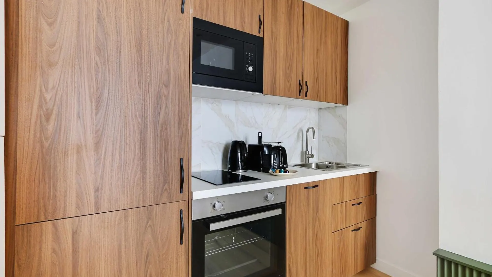 Modern Studio With Ac - 2p - Sacre Coeur